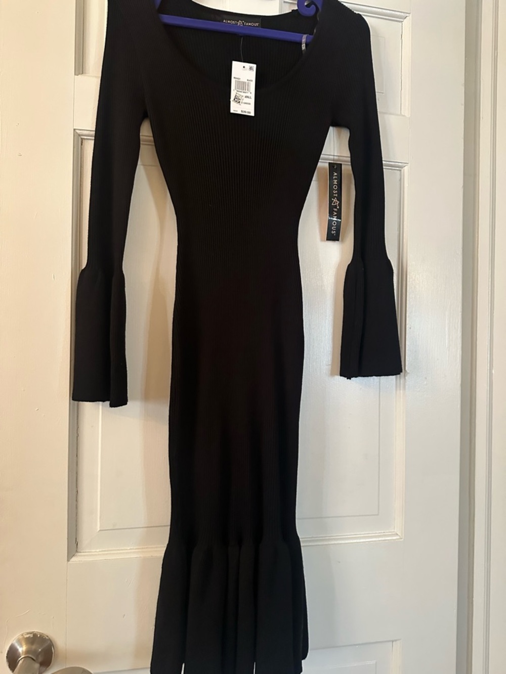 Almost Famous Black Ribbed Bell-Sleeve Midi Dress